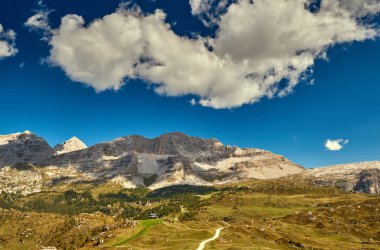 Dağları Madonna di Campiglio Madonna di Campiglio yaz, İtalya, Kuzey ve orta Brenta dağ grupları, Western Dolomites, Trentino-Alto Adige, İtalya