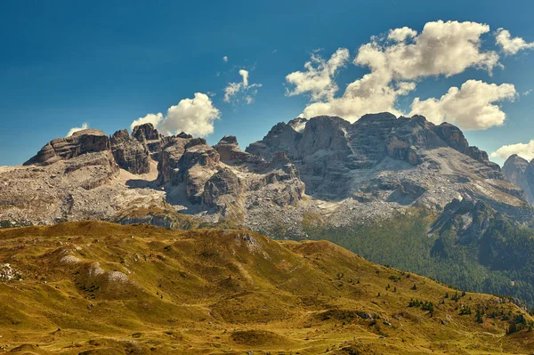 Βουνά Γύρω Από Την Madonna Campiglio Μαντόνα Ντι Καμπίλιο Στο — Φωτογραφία Αρχείου