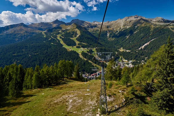 Hory Kolem Madonna Campiglio Madonna Campiglio Létě Itálie Severní Centrální — Stock fotografie