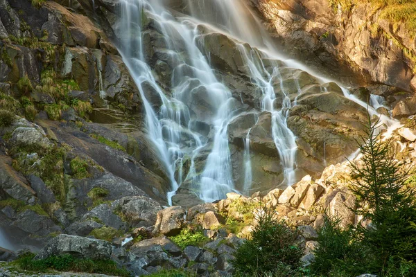 Nardis Vattenfall Val Genova Nära Pinzolo Sommartid Naturparken Adamello Brenta — Stockfoto