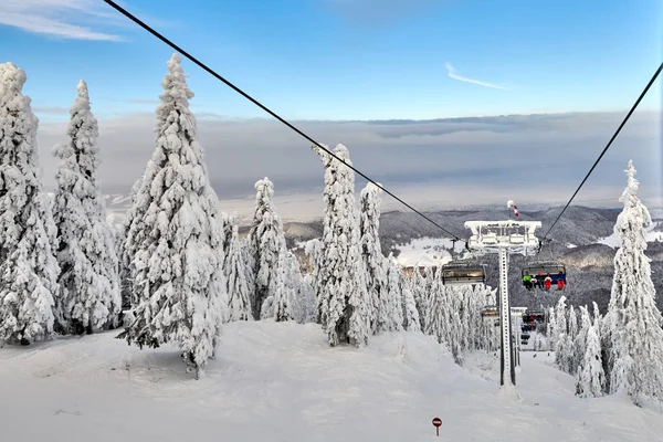 Poiana Brasov Rumänien Januar 2019 Sessellift Skigebiet Poiana Brasov Skifahrer — Stockfoto