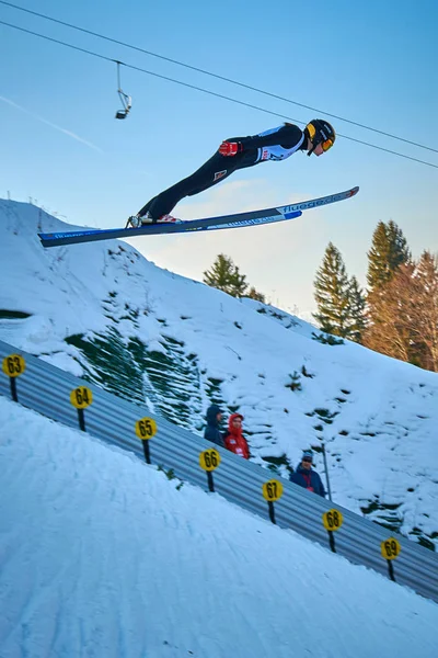 Rasnov Romênia Janeiro 2019 Salta Esqui Desconhecido Compete Copa Mundo — Fotografia de Stock