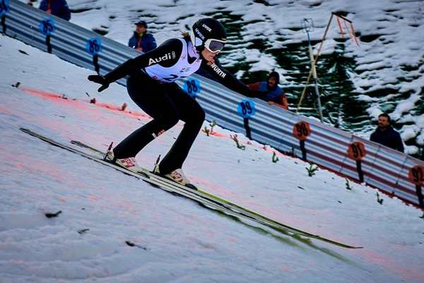 Rasnov Rumunsko Ledna 2019 Neznámý Skokan Lyžích Soutěží Fis Mistrovství — Stock fotografie