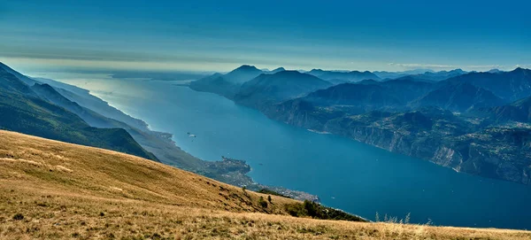 Widok Jezioro Garda Monte Baldo Italy Panorama Wspaniały Jezioro Garda — Zdjęcie stockowe