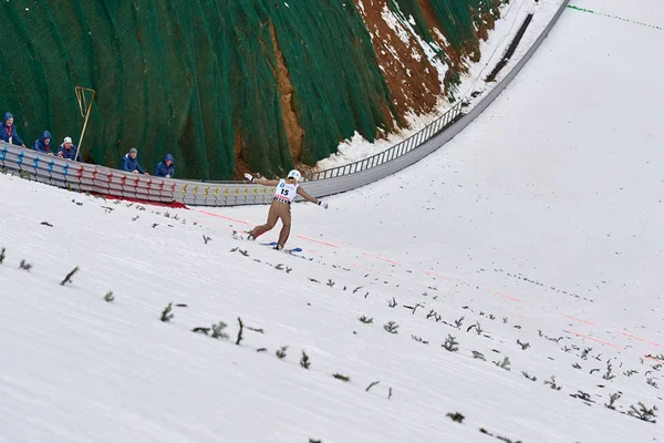 Rasnov Roumanie Mars 2018 Des Sauteurs Ski Inconnus Remportent Coupe — Photo