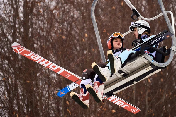 Rasnov Rumänien Mars 2018 Okänd Backhoppare Compets Att Vinna Damernas — Stockfoto