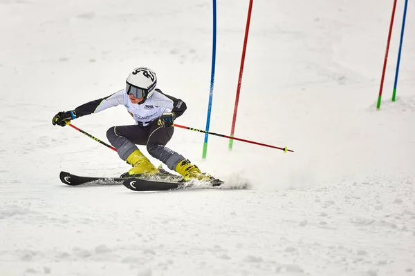 Brasov Rumunia Lutego 2018 Młodzi Zawodnicy Rumunii Teleferic Cup Junior Zdjęcia Stockowe bez tantiem