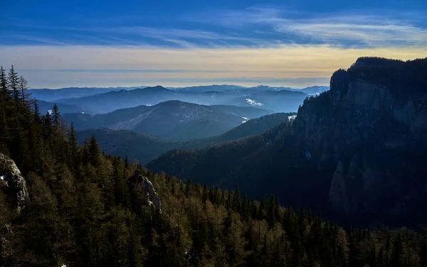 Vista Aérea Del Paisaje Desde Parque Nacional Las Montañas Ceahlau — Foto de Stock