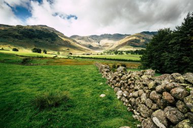 Lake District olarak Great Langdale görünümlerini manzaralar