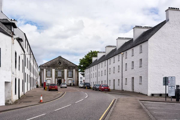 Inveraray, Skottland, Storbritannien-maj 06, 2019: Main Street i Inveraray — Stockfoto