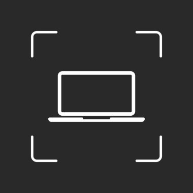 Laptop ya da defter bilgisayar kutsal kişilerin resmi. Beyaz nesne kamera otomatik odaklama koyu arka plan üzerinde