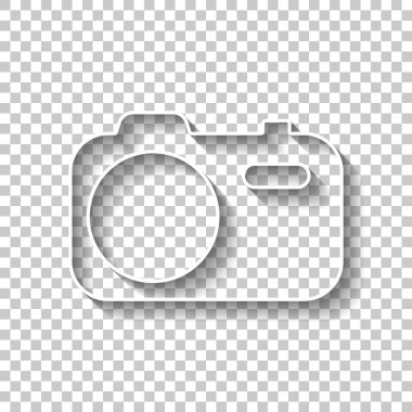 Basit fotoğraf makinesi. Teknoloji simgesi. Gölge şeffaf arka plan üzerinde beyaz anahat işaretiyle