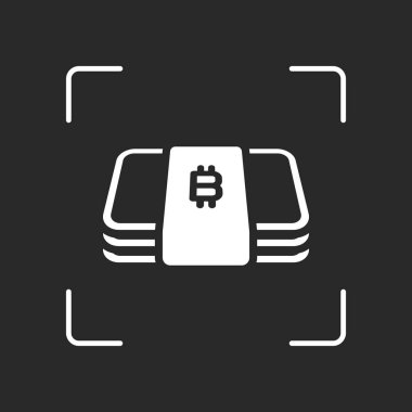Bitcoin para veya fişlerin sürüsü. İş simgesi. Beyaz nesne kamera otomatik odaklama koyu arka plan üzerinde