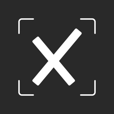 Yanlış işareti simgesi. Beyaz nesne kamera otomatik odaklama koyu arka plan üzerinde