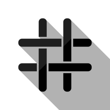 Hashtag simgesi. Uzun gölge beyaz arka planda siyah nesnesiyle