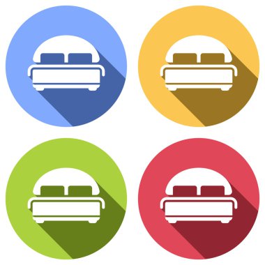 Çift Kişilik Yatak silüeti. Çift otel odasında. Mavi, turuncu, yeşil ve kırmızı renkli daireler uzun gölge ile beyaz simgeler kümesi. Etiket tarzı