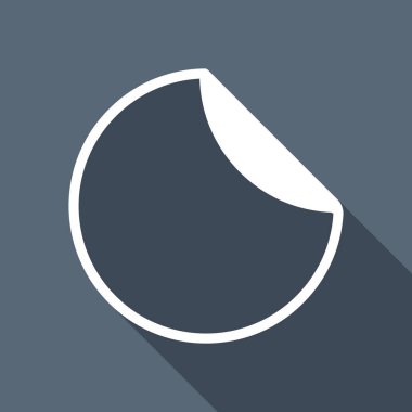 Bükülmüş kenar ile yuvarlak etiket. Uzun Gölge arka plan üzerinde beyaz düz simgesi