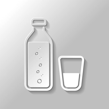 şişe su kabarcıkları ve cam bardak ile. basit simgesi. Kağıt tarzı ile gölge gri arka plan üzerinde