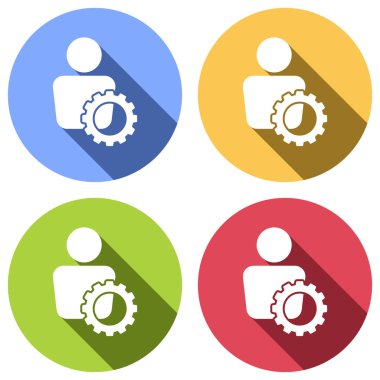 dişli simgesiyle insan. Mavi, turuncu, yeşil ve kırmızı renkli daireler uzun gölge ile beyaz simgeler kümesi. Etiket tarzı