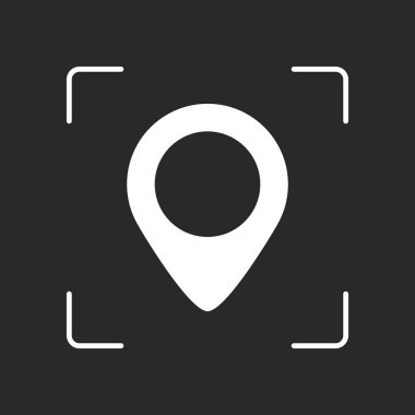 Harita etiketi simgesi. Beyaz nesne kamera otomatik odaklama koyu arka plan üzerinde