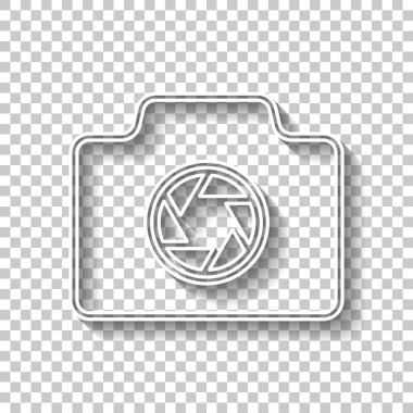 Fotoğraf makinesi, ince anahat, basit simgesi ile doğrusal sembolü. Gölge şeffaf arka plan üzerinde beyaz anahat işaretiyle