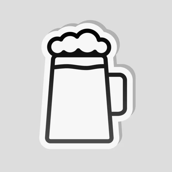 啤酒玻璃杯 简单的线性图标 轮廓薄 带有白色边框和灰色背景上的简单阴影的贴纸样式 — 图库矢量图片