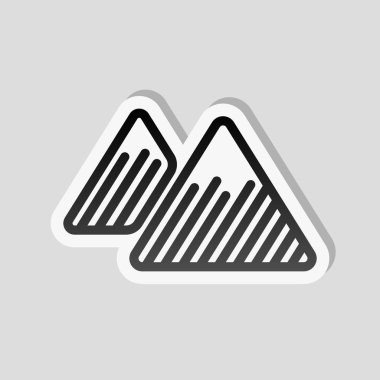 Dağlar simgesi. İnce anahat doğrusal stiliyle. Etiket tarzı ile beyaz ve gri arka plan üzerinde basit gölge