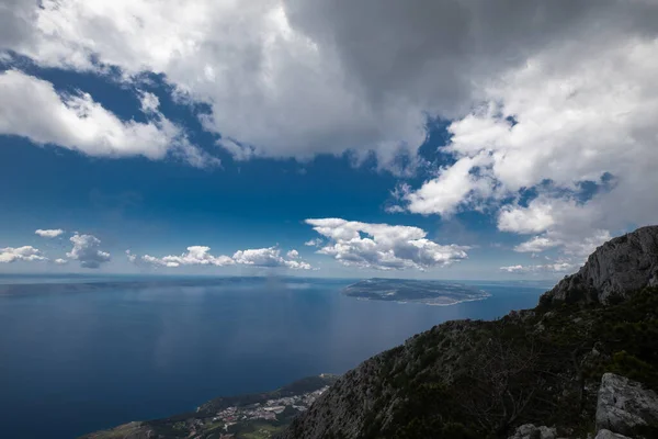 İlkbaharda güzel manzara, Dalmaçya, Hırvatistan