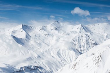 Kış karlı dağlar. Kafkas Dağları, Georgia, Gudauri
