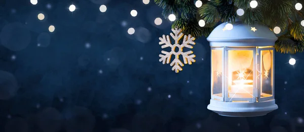 Lanterne de Noël, Noël et Nouvel An vacances fond, saison d'hiver . — Photo