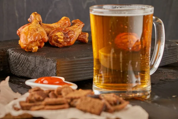 bira, hapşırık ve tavuk