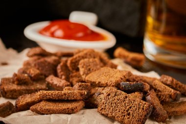 bira, hapşırık ve sos