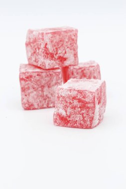 Gül aromalı Türk Lokumu