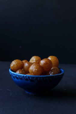 Türk geleneksel tatlı lokma