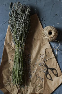 Kurutulmuş lavanta çiçek buketi