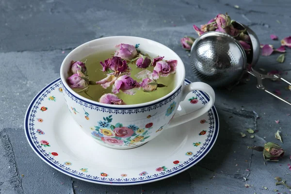 pembe Gül tomurcukları kurutulmuş