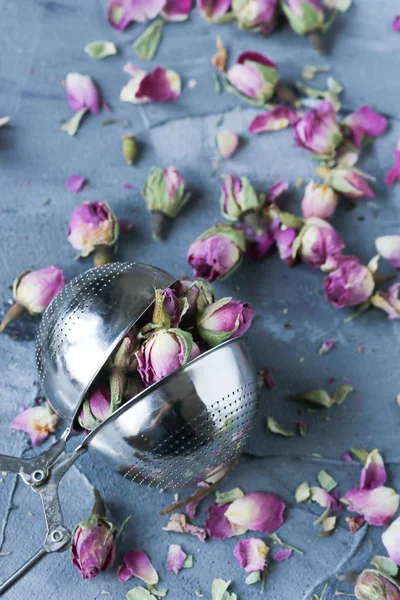 Dried Pink Rose Buds — Stock Photo, Image