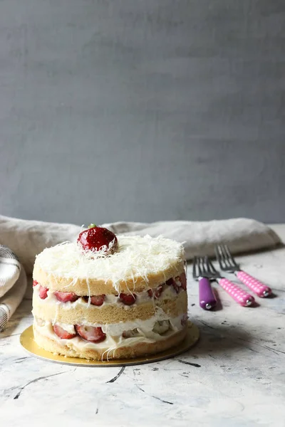 Jordgubbstårta Läckra Lagret Fruktkaka — Stockfoto