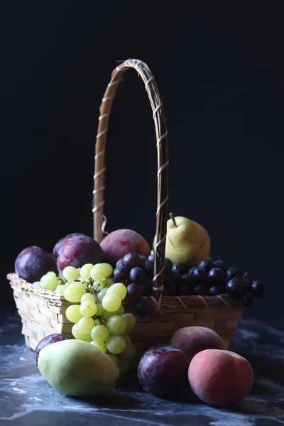 Nature Morte Fruits Raisin Prune Pêche Poire — Photo