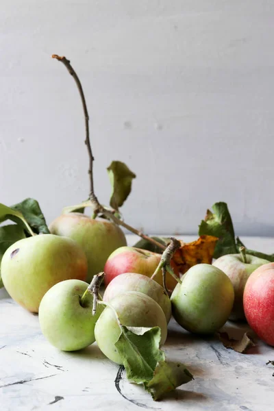 Organic Fresh Natural Apple Fruits — Stock Photo, Image