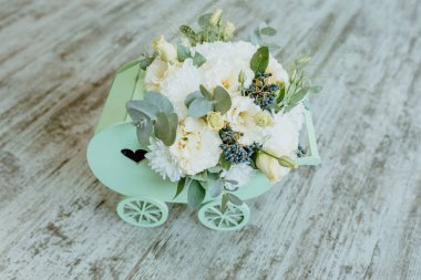 Güzel hediye ahşap dekorasyon düğün ve unutulmaz geçen gün çiçekli