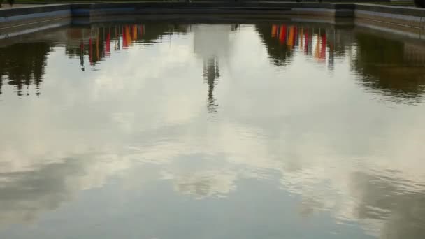 Reflection Architecture Sky Water Timelapse — Stock Video