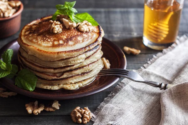 Pancakes Honey Nuts — Stock Photo, Image