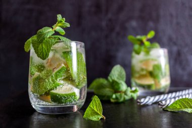 Buz meşrubat mojito limon ve nane ile