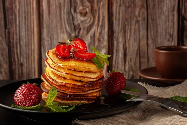 Freshly Baked Pancakes Strawberries Natural Wood Background — Stock Photo, Image