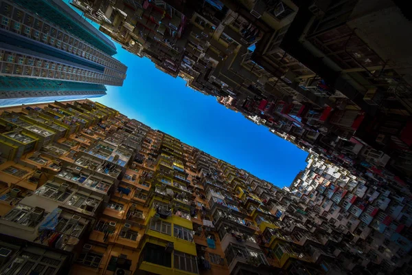 Olhando Para Dentro Yick Edifício Gordura Hong Kong — Fotografia de Stock