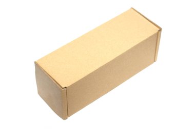 Yatay karton kutu kahverengi. Karton kutu bir sesi. Beyaz bir arka plan olduğunu. Yazıtlar ve resimler kutu.