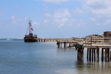 Korsan gemi Djerba, Tunus adada.