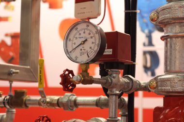 Otomatik su ve sprinkler yangın söndürme sistemi.