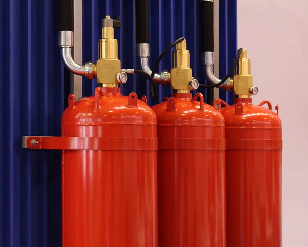 자동 가스 설치 진화 합니다. 모듈형 가스 화재 소화 시스템. — 스톡 사진
